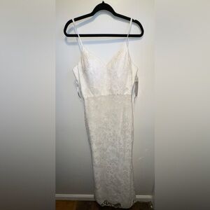 NWT Christina Wu white floral dress